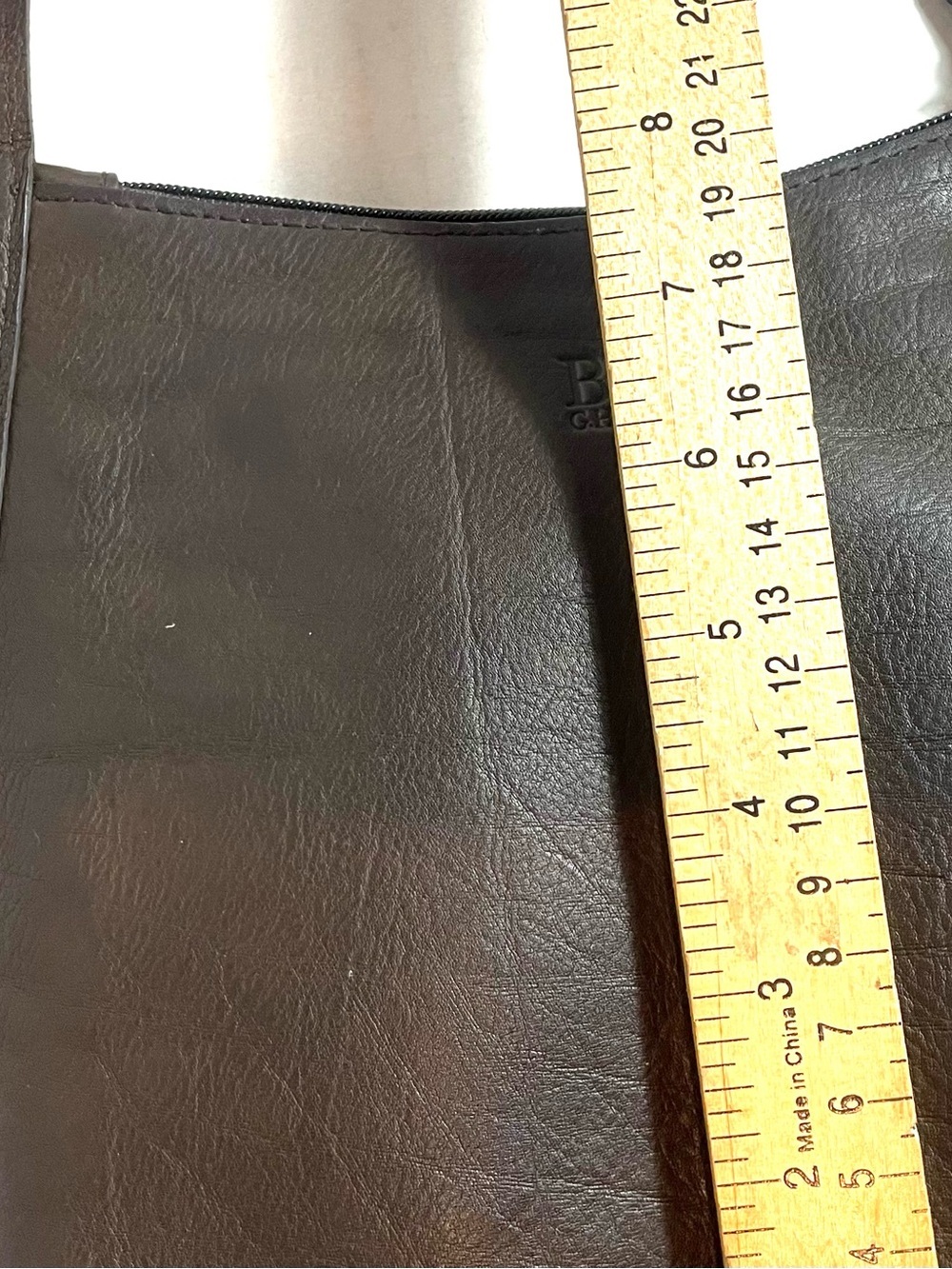 Bass G.H. Bass & Co Brown 100% Genuine Leather Crossbody Purse Small Zip Top - Picture 10 of 11